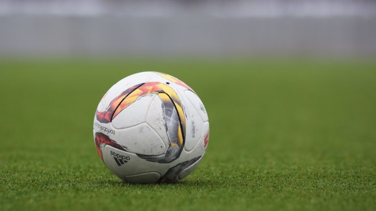 Dortmund wins convincingly 5-1, prepares for clash with Bayern Munich